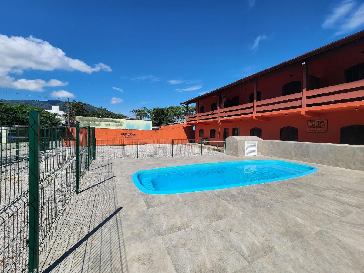 0001.03 - Maranduba - Apto - 2 Dormitorio - 8 Pessoas - 2 Quadras Do Mar - Piscina - Wi-Fi Ubatuba Ngoại thất bức ảnh